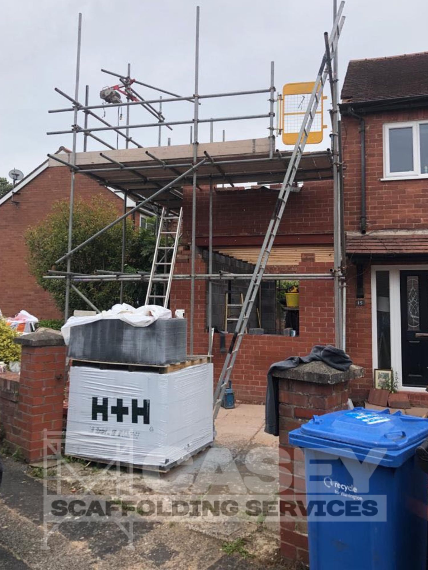 House Scaffolding New Build